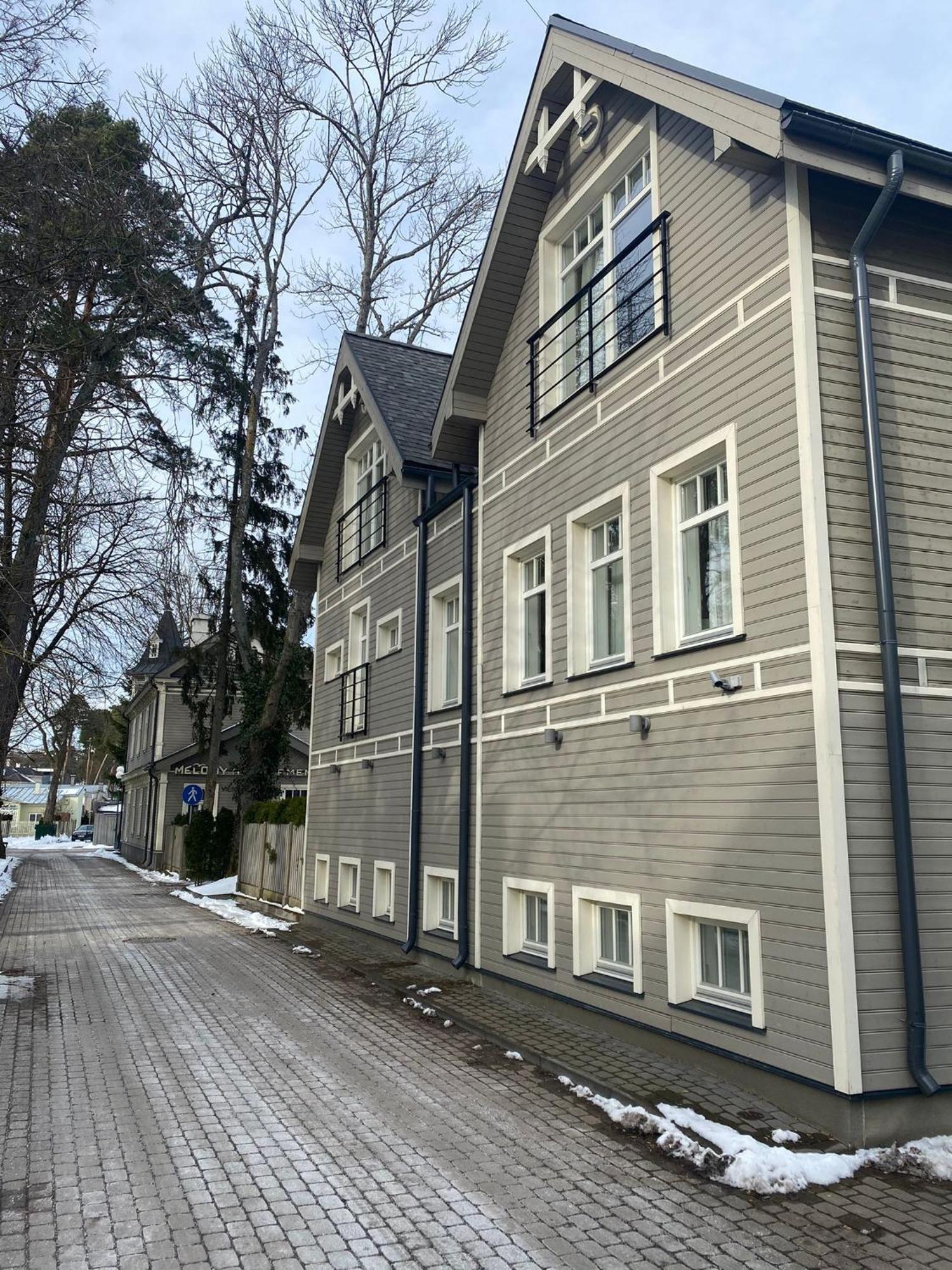 Melody Apartments Jūrkalne Buitenkant foto